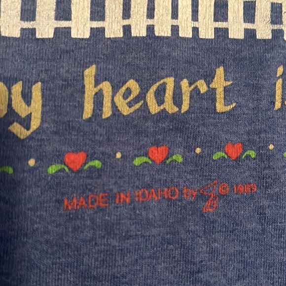 Vintage Screen Stars Best Home Is Where My Heart Is Graphic Pullover Sweater - Picture 9 of 10